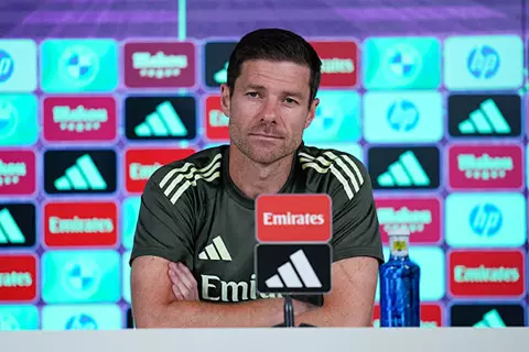 ألونسو يدخل تاريخ ريال مدريد.. معدل أعمار تشكيله يضعه خلف مورينيو وبيليجريني